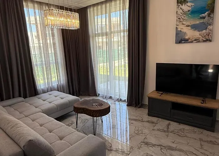 Aurum Villas Smokinya Beach 4